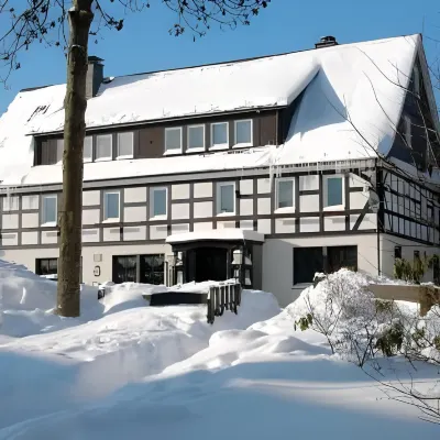 Landgasthof Gilsbach Hotels near Altastenberg