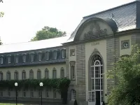 Grandhotel Esplanade Hotels near Schloss Stadthagen