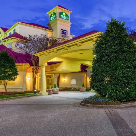 La Quinta Inn & Suites by Wyndham Raleigh/Durham Southpoint
