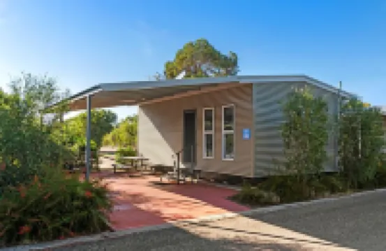 Discovery Parks - Alice Springs Hotels near Alice Springs RSL War Museum