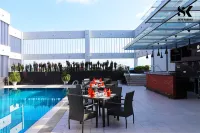 Grand Sylhet Hotel & Resort - Pools