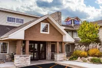 AmericInn by Wyndham Little Falls Hotels in Little Falls