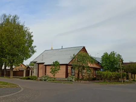 Августин Отели рядом с достопримечательностью «Покровский собор»