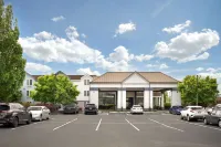 Best Western Hartford Hotel  Suites - Parking
