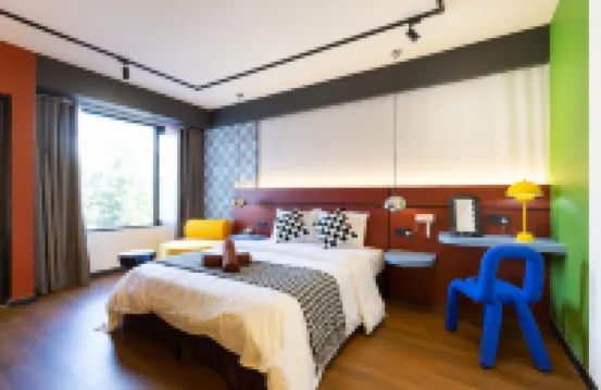 柏克蘭套房飯店