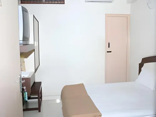 Hotel Maya Deluxe