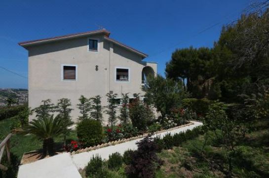 B&B La casa di g.g. - Housity