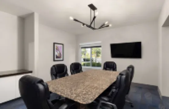 La Quinta Inn & Suites by Wyndham Santa Clarita - Valencia