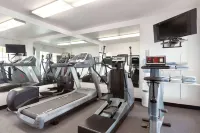 Ramada by Wyndham Moses Lake - Gym