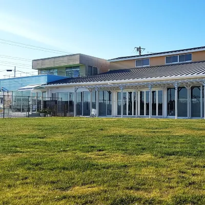 Luana Hasunuma Hotel&Cafe Hotels in Yokoshibahikari