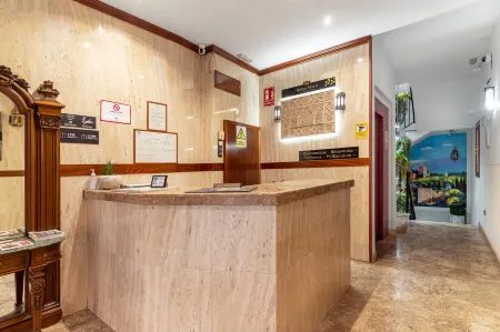 Hotel Boutique Reina Mora
