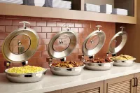 Hyatt House Boston Waltham - breakfast