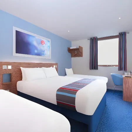 Travelodge Liverpool Central Exchange Street Отели рядом с достопримечательностью «Королевское здание Ливерпуля»