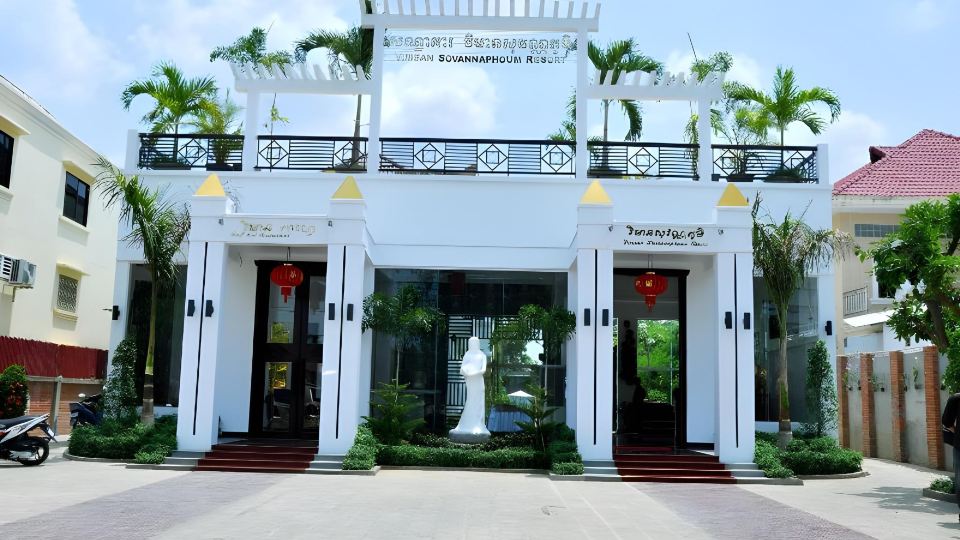 Vimean Sovannaphoum Resort