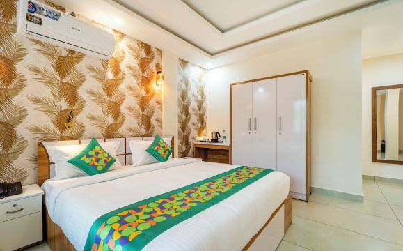 Treebo Thoduvas Star Plaza Cochin AirportHotel Overview