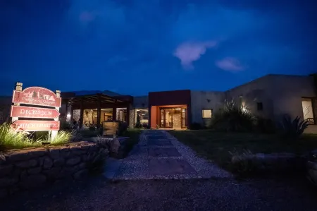 Hotel Castillos de Cafayate Отели в г. Кафайяте