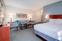 Courtyard Raleigh Crabtree Valley Hotels in Meredith