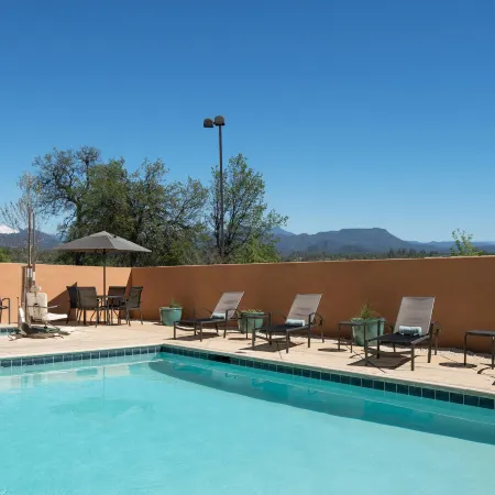 Fairfield Inn & Suites Redding