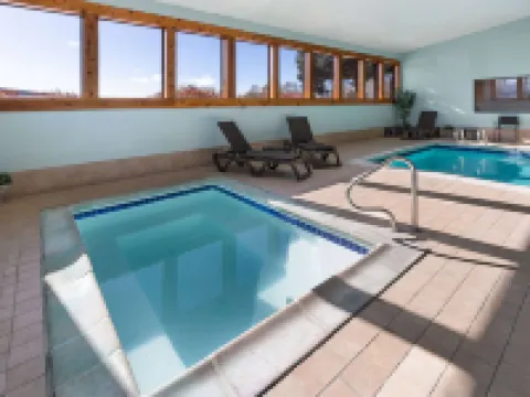 サイロ ホテル デンバー エアポート ア ラマダ バイ ウィンダム オーロラのホテル