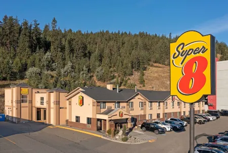 Super 8 by Wyndham Kamloops on the Hill