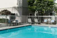 Homewood Suites by Hilton Fresno Airport/Clovis - piscina