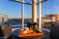 DoubleTree by Hilton Evansville Hotels in Evansville