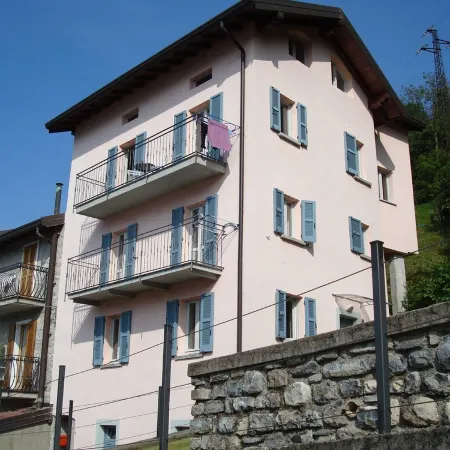 Dream view - Spacious apartment with large garden