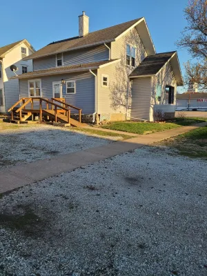 House with 2 separate living areas