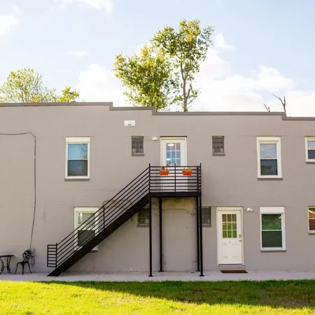 211 Paris St Suites are just minutes from The Ark Encounter