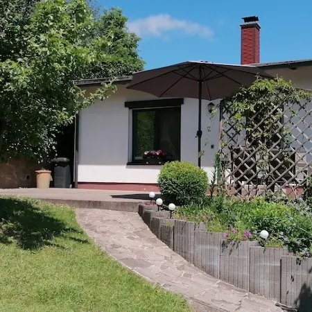 Ferienhaus im Grünen-idyllischen Lage