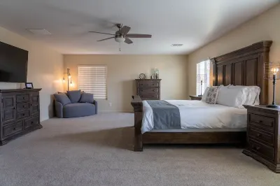 SUPER Clean Vegas area home with EV charger, private heated saltwater pool & spa Hotels near Boulder City Dry Lake Bed