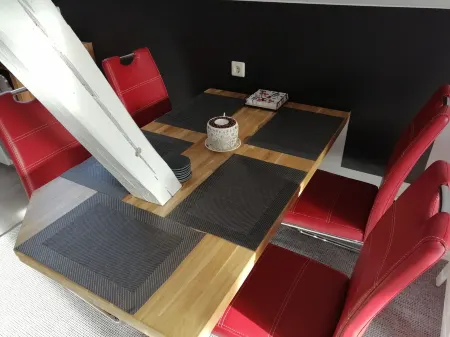 Lovingly furnished new vacation apartment in a quiet location Отели в г. Зальцведель