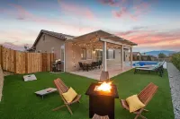 Mountain View house w/Giant SPA, Poker table, games, BBQ, lots of entertainment!
