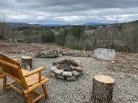 Steel Cabin • Mt. Views • Privacy • Near Downtown