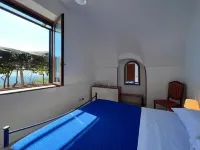 Above the Sea Amalfi Holiday House