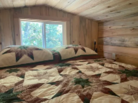 Tiny Cabin 5 Star Clean- French Lick, in -Book Now for Summer!  by Patoka Lake!