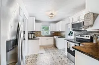 Beachy getaway in lovely Lakeland, Fl! Hotels in Polk County