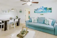 Hallandale House/5 min to Beach/BBQ/close to Miami Hotels in Hallandale Beach