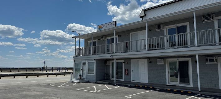 Ocean Front Penthouse Suite Magnificent Oceans views & King Bed Hotels in Hampton