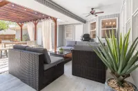 Pool Table, BBQ, Pool Table, Fire Pit, Nearby Golf Courses