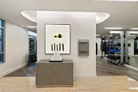 Charming 2-bedroom apartment with fitness room and Pool in downtown San Diego