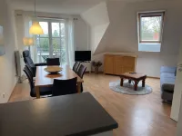 Vacation apartment Ostseewelle, 50m to the sea