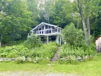 8 min to Stratton, Heated Floors, Pet Friendly!