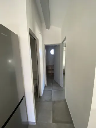 Presqu'île de Giens, new T2, "La Longue", Отели в г. Йер