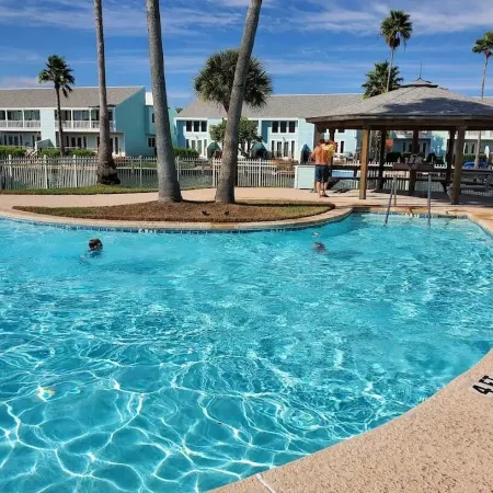 Waterfront Getaway with Private Boat Slip on Desirable Key Allegro, Rockport TX