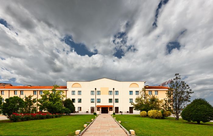 UNA HOTELS Occhiobello