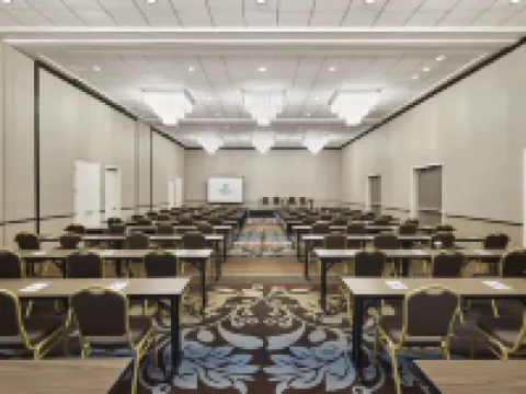 Embassy Suites by Hilton Alexandria Old Town Hotels in Alexandria