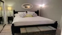 Adorable & Affordable! 1 BR! ~WiFi~ Walk to Beach & Shops Hotels near SEPHORA