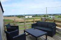 Furnished, 2 stars, with sea view Hotels in Plouescat