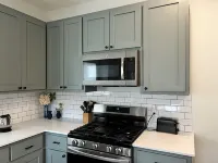 Sparkling New Guest Suite 플루저빌 호텔